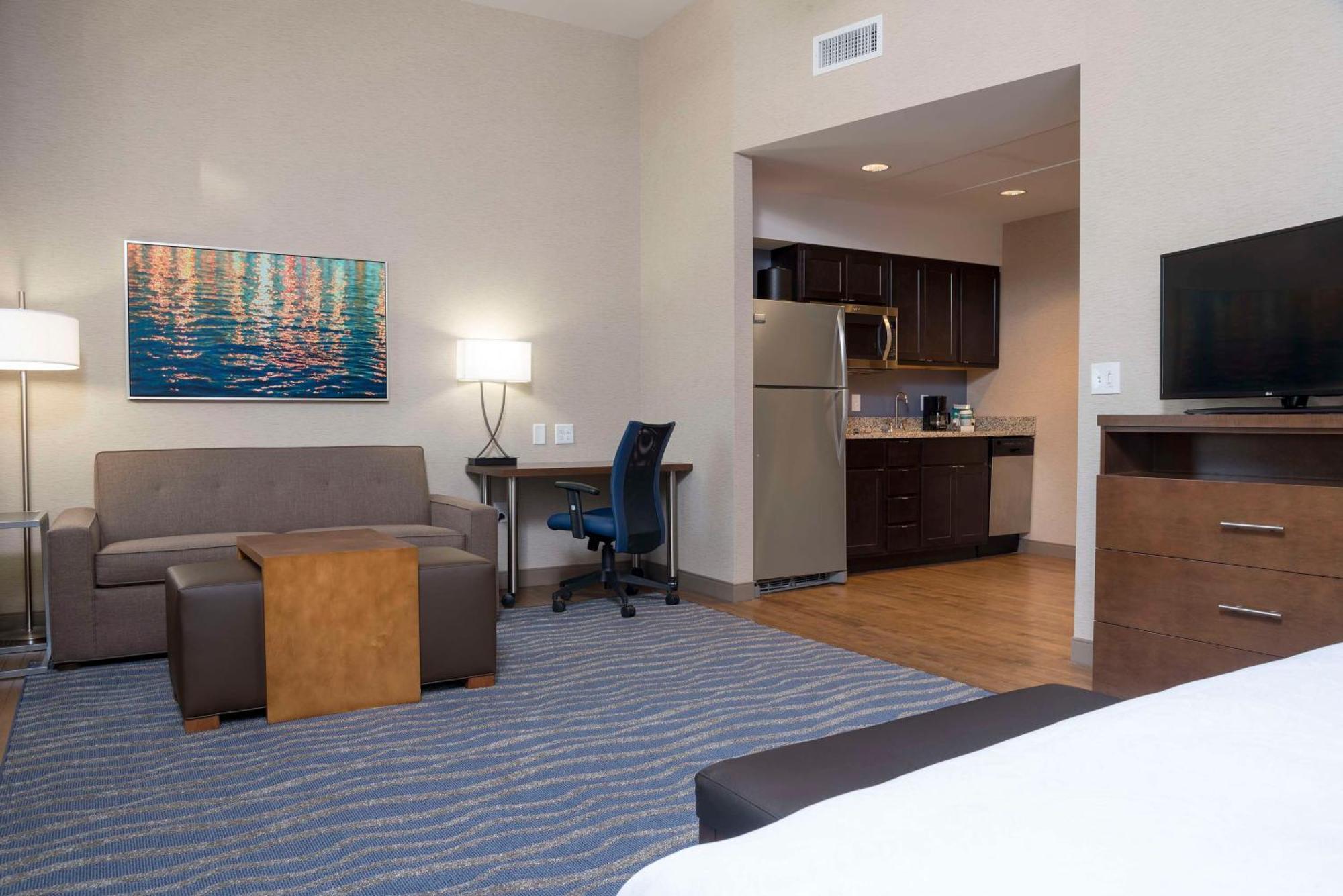 Homewood Suites By Hilton Grand Rapids Downtown Exterior photo
